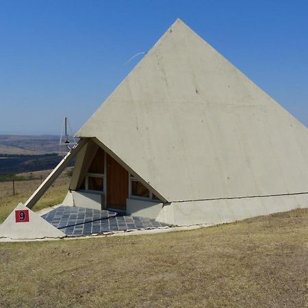 Van Reenen Pyramids Motel מראה חיצוני תמונה