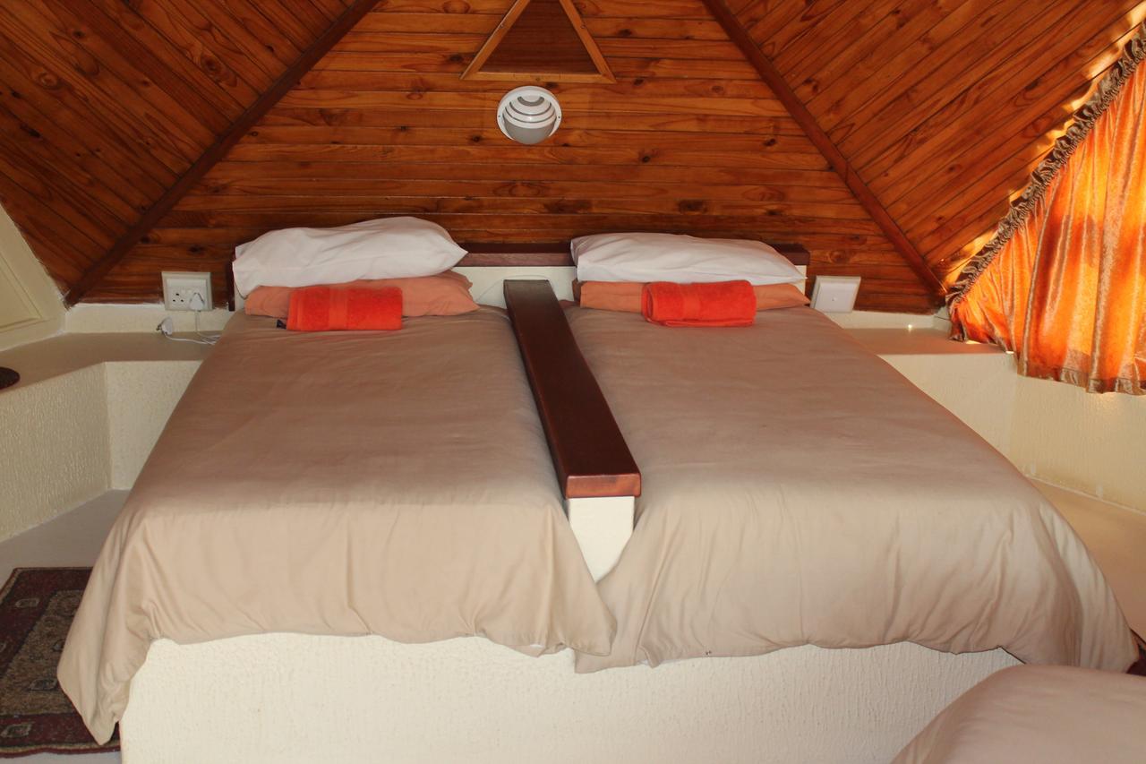 Van Reenen Pyramids Motel מראה חיצוני תמונה
