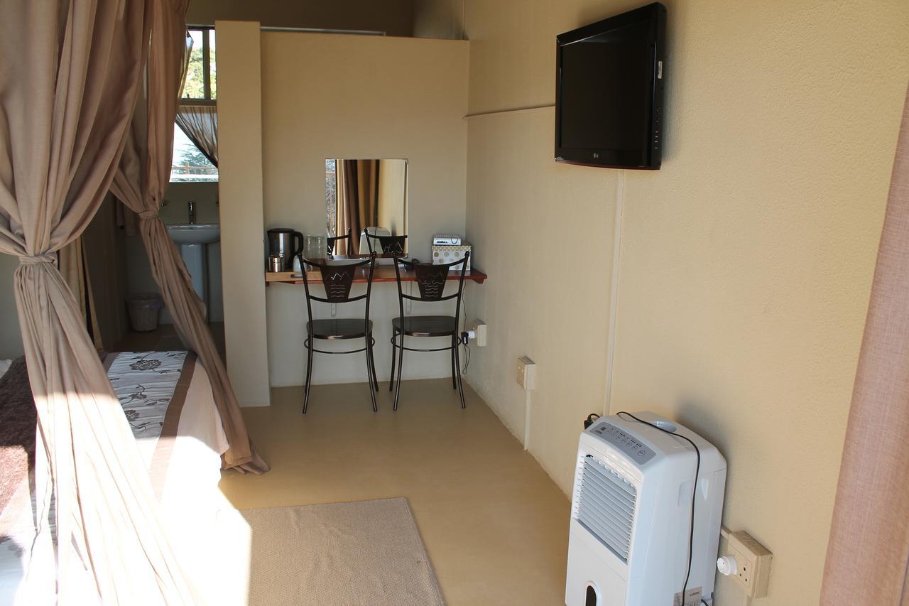 Van Reenen Pyramids Motel מראה חיצוני תמונה