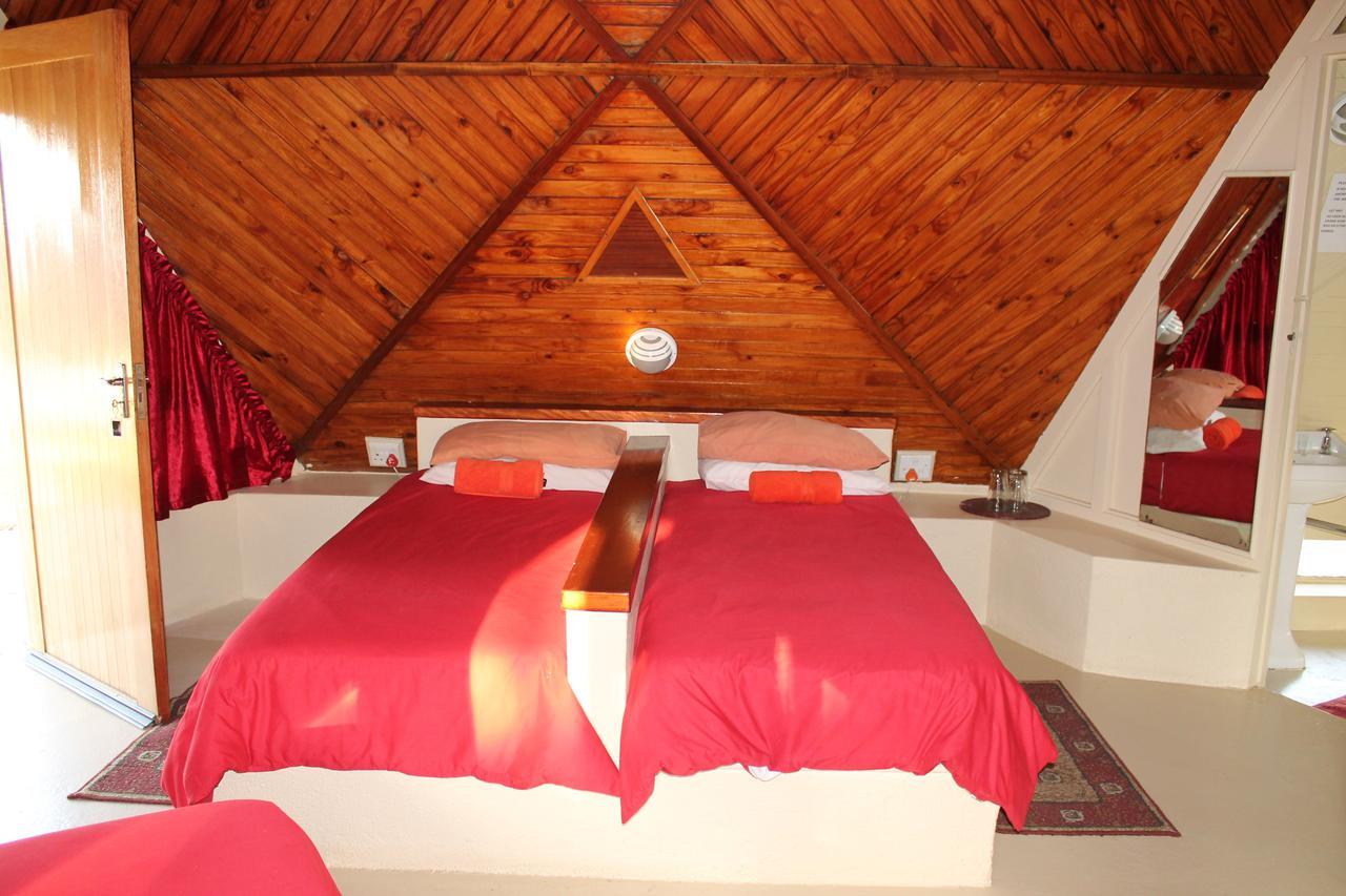 Van Reenen Pyramids Motel מראה חיצוני תמונה