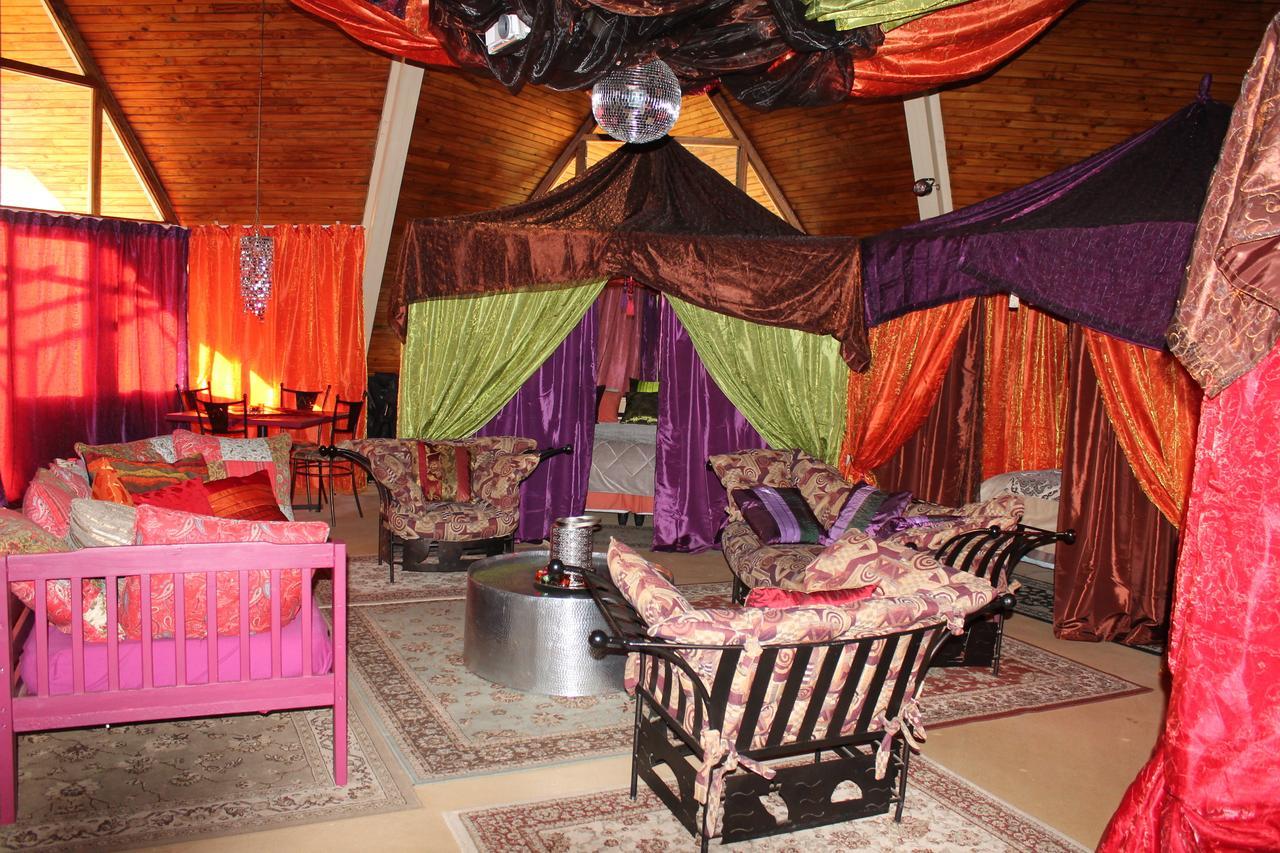 Van Reenen Pyramids Motel מראה חיצוני תמונה