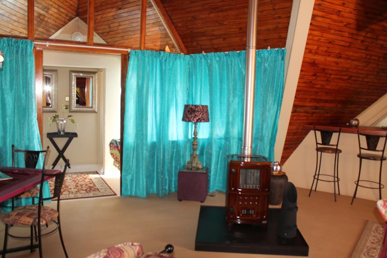 Van Reenen Pyramids Motel מראה חיצוני תמונה