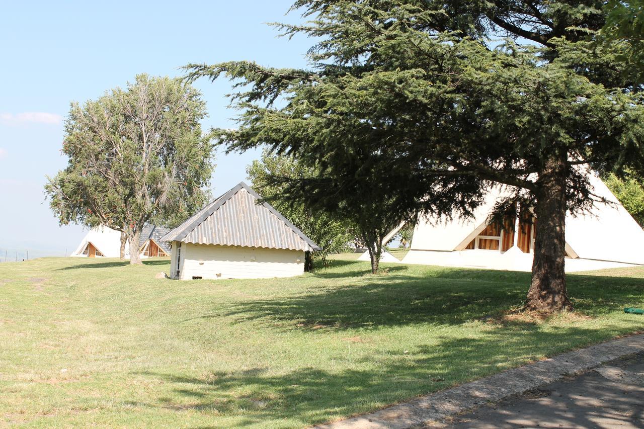 Van Reenen Pyramids Motel מראה חיצוני תמונה